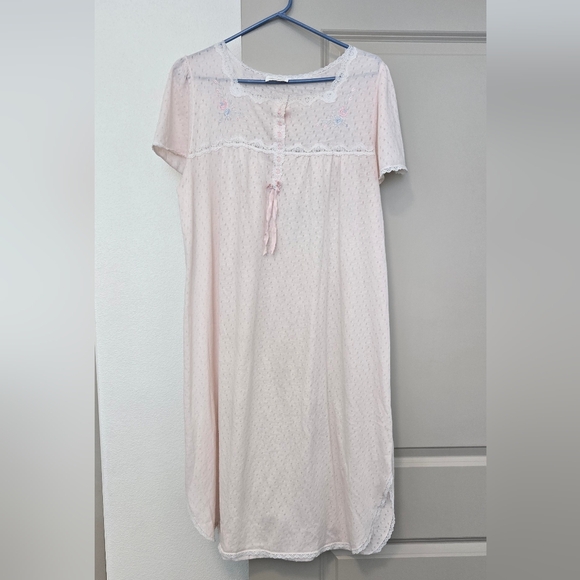 Vintage Light Pink Women's Nightgown Barbizon - Picture 1 of 5
